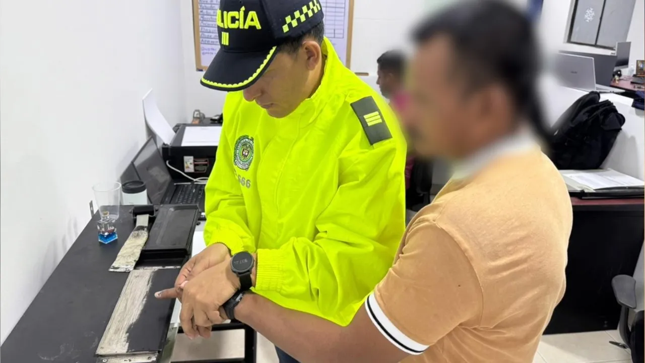 Alias Alejo fue capturado en Ecuador.